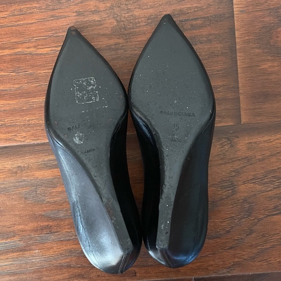 Balenciaga Black Leather Knife Wedge Pointed Toe Pumps EU Size 35 - Picture 5 of 10